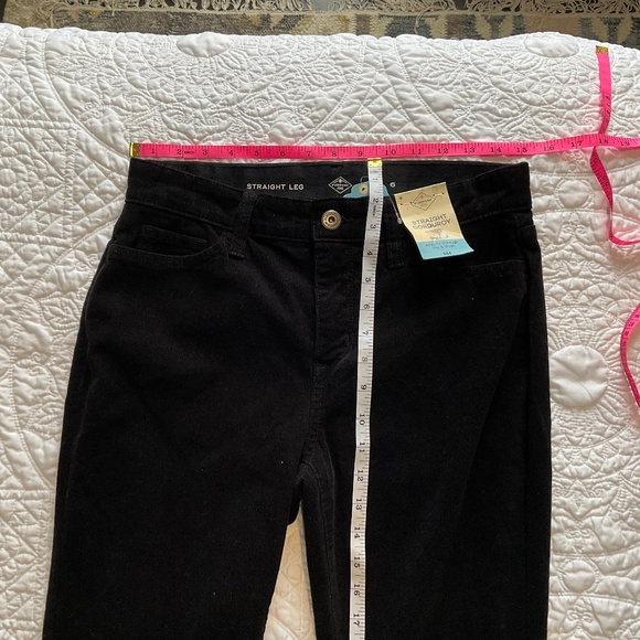 St. John's Bay Black Straight Corduroy Pants Women's Size 6 Mid Rise - Picture 7 of 8